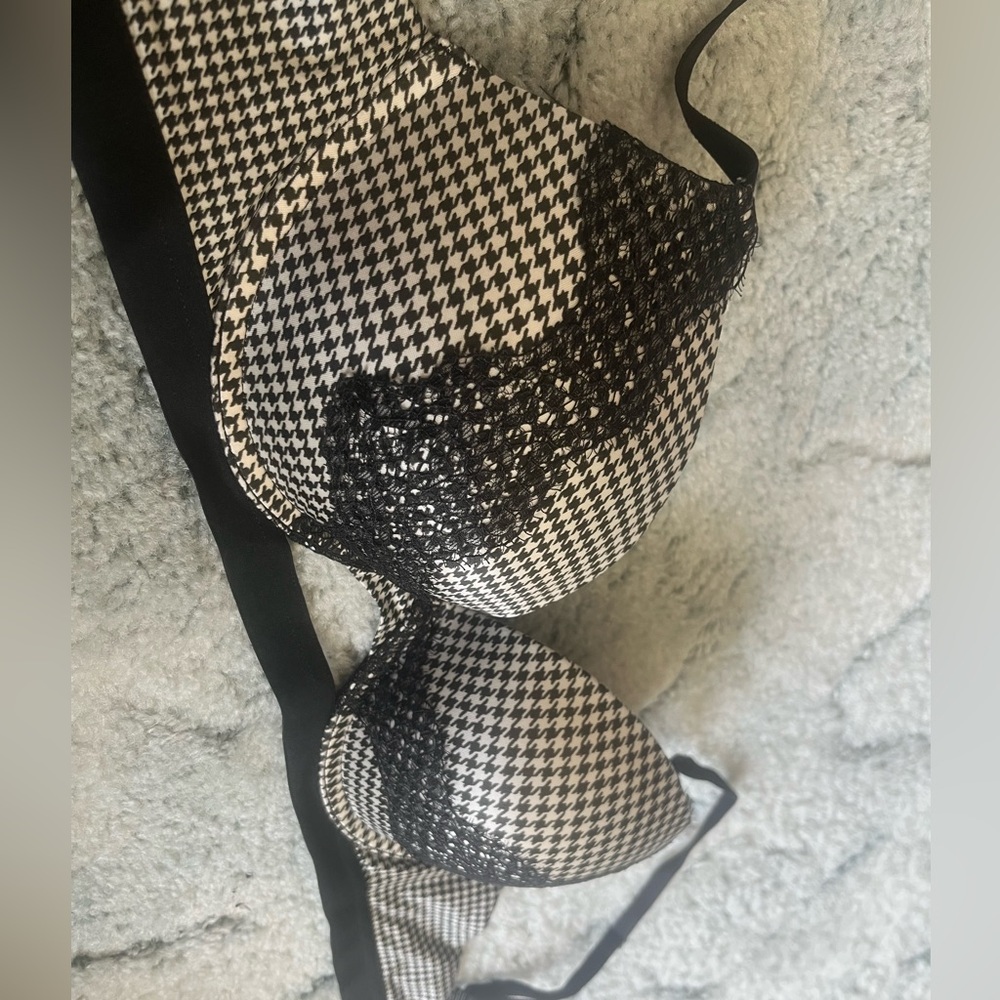 Victorias secret very sexy push up